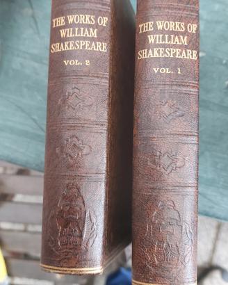 n.2 libri di Shakespeare in inglese