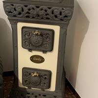 stufa a legna in ghisa