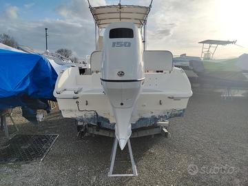 capelli 20 Walkaround deck