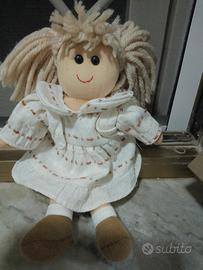 bambola di stoffa + borsetta