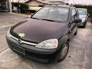 Ricambi usati per Opel Corsa 1.2 benz 16v del 2003