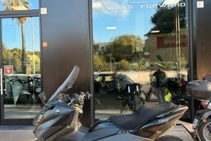 Yamaha TMAX 560 ABS
