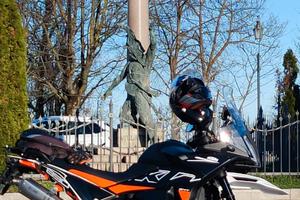 KTM 890 smt