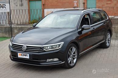 Volkswagen Passat Variant 2.0 TDI DSG Highline Blu