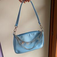 Borsa celeste con catena
