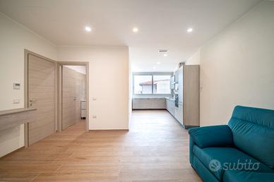 Appartamento cabras piano terra e primo piano