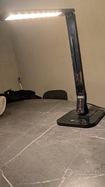 Lampada da scrivania LED Touch con ricarica USB