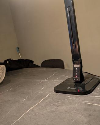 Lampada da scrivania LED Touch con ricarica USB