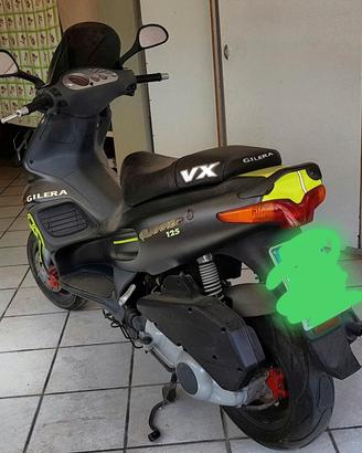 Gilera Runner VX giallo fosforescente 125 4 tempi 