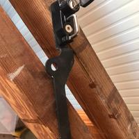 Lucchetto porta casco triumph trident