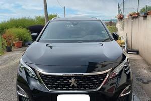 Peugeot 5008 1.5 desel 7 posti anno 2019