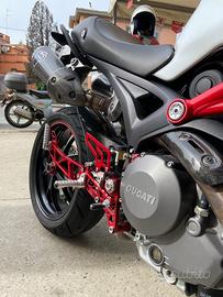 Ducati Monster 796 plus abs