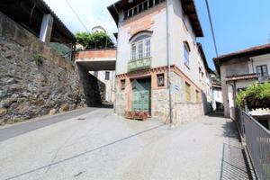 CASA SEMINDIPENDENTE A QUASSOLO