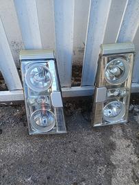 faro dx e sx Renault magnum 