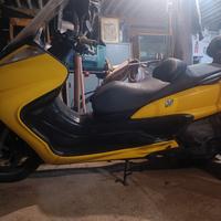 SCOOTER Yamaha Majestic 