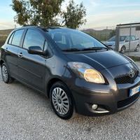 Toyota Yaris 1.3 5 porte Sol