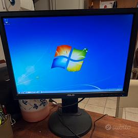 Pc + monitor