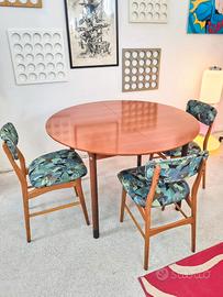 Tavolo con 5 sedie anni 60