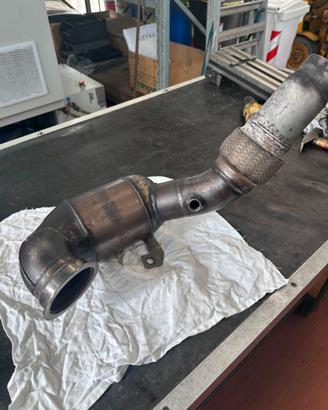 Downpipe HJS 200 celle-Audi TT MK3/Golf 7/S3 8V
