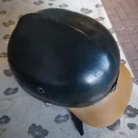 Antico caschetto vintage fantino o ciclista