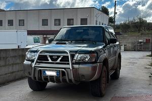 Nissan Patrol GR Y61