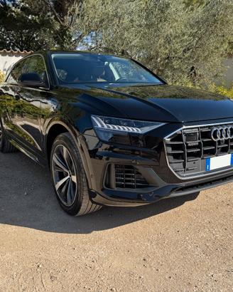 Audi Q8 55 TFSI Plug-in Hybrid Quattro Sport 2023