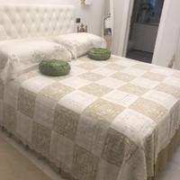 Copriletto matrimoniale in lino e filet
