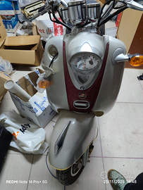 Scooter vespa Garelli 50cc 49.8cv