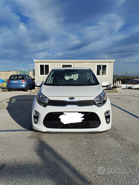 Kia picanto x line