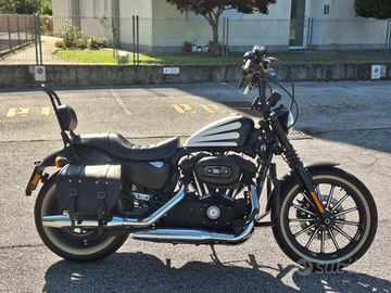 Harley Davidson 883 iron 2012