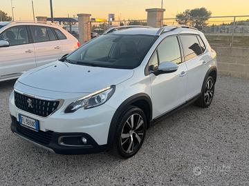 Peugeot 2008 BlueHDi 120 S&S Black Matt