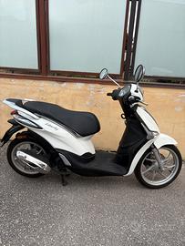 Ciclomotore PIAGGIO LIBERTY ( standard) 50 cc