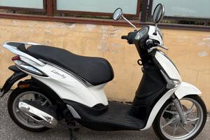 Ciclomotore PIAGGIO LIBERTY ( standard) 50 cc