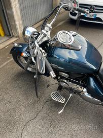 Suzuki Intruder 800