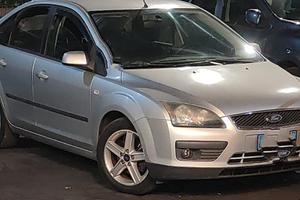 Ford Focus - 500 euro