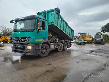 Mercedes 25-44 ADR scarrabile con rimorchio