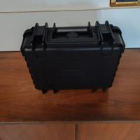 Valigetta robusta per fotocamera o altro.