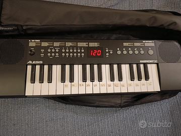 tastiera musicale a batteria 