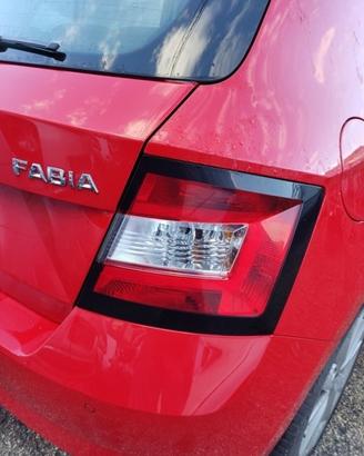 Fanale posteriore destro SKODA FABIA del 2016