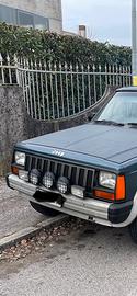 Jeep cherokee 2.1 td