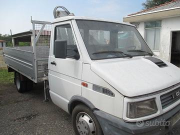 IVECO   DAILY  35.8   CON GRU