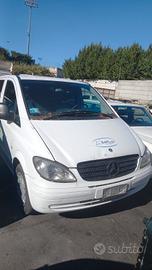 Vendiamo ricambi per Mercedes Vito