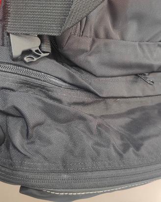 zaino per escursioni (trekking)