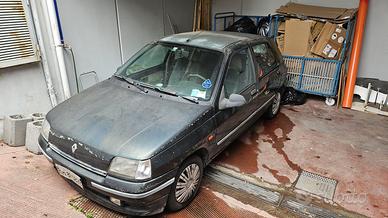 REANAULT CLIO 1992 CON IMPIANTO GPL