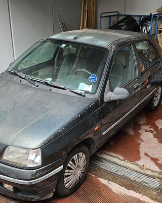 REANAULT CLIO 1992 CON IMPIANTO GPL