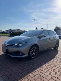 Toyota Auris II Style cvt Full Hybrid
