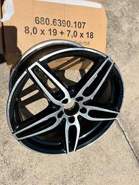 Cerchio in lega AMG 19”