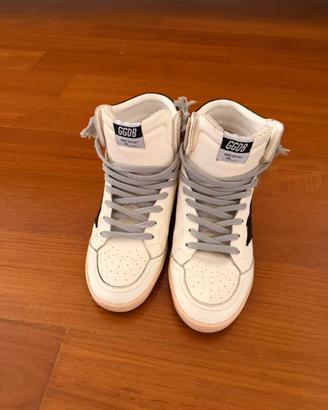 Golden Goose Sky-Star alte bianche e nere