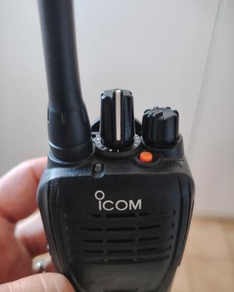 walkie talkie ICOM  F-1000 