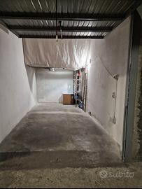 Box via Pisacane Pero